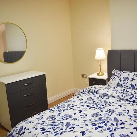 Birmingham City Centre Bedroom, Parking, Wifi, Kitchen, Living Room Esterno foto