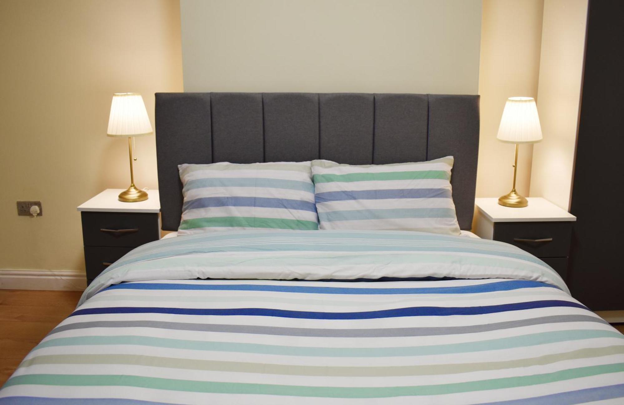 Birmingham City Centre Bedroom, Parking, Wifi, Kitchen, Living Room Esterno foto