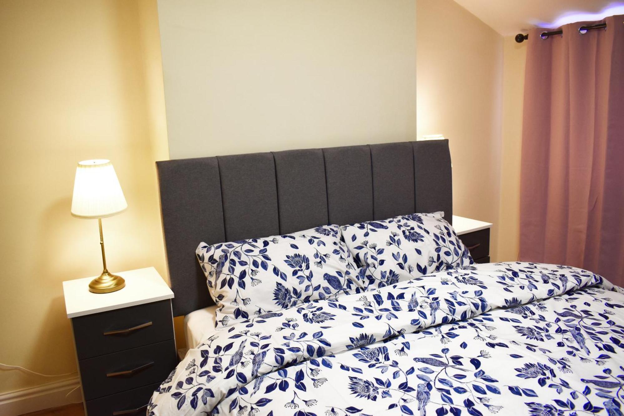 Birmingham City Centre Bedroom, Parking, Wifi, Kitchen, Living Room Esterno foto