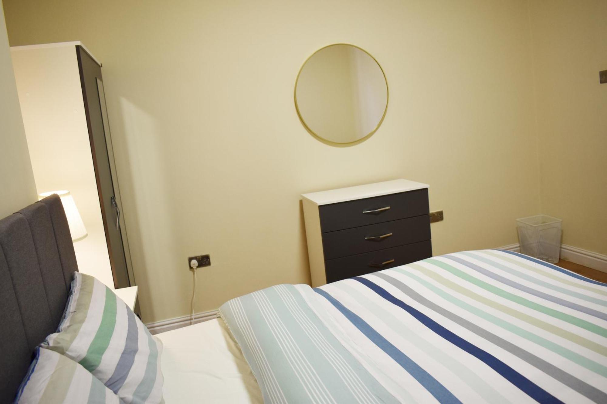 Birmingham City Centre Bedroom, Parking, Wifi, Kitchen, Living Room Esterno foto
