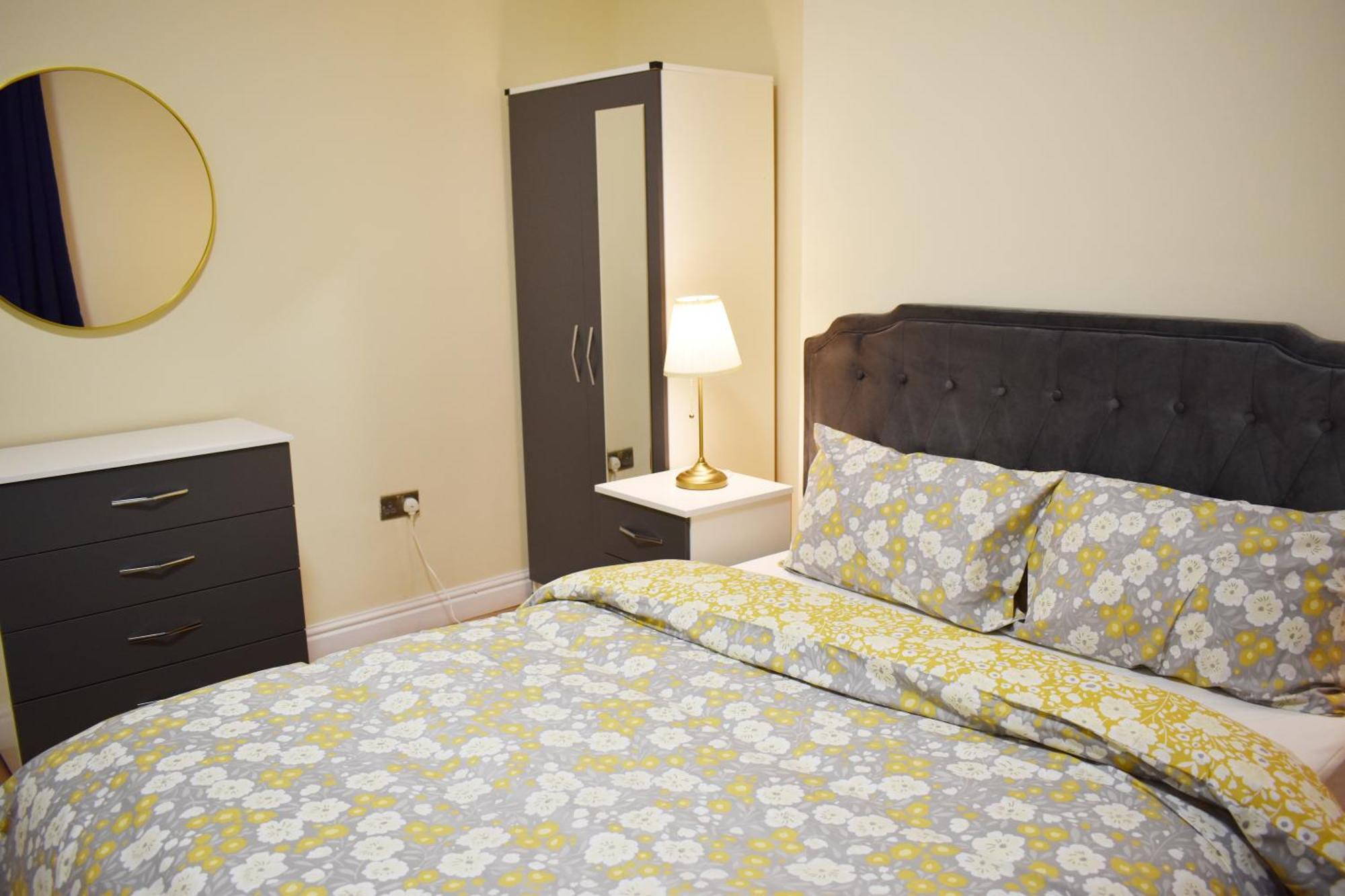 Birmingham City Centre Bedroom, Parking, Wifi, Kitchen, Living Room Esterno foto